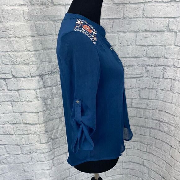 About a girl sheer blouse w/button sleeves sz XS - Picture 6 of 11